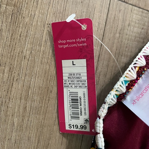 Xhilaration Floral Crochet Bikini Top - Picture 5 of 5